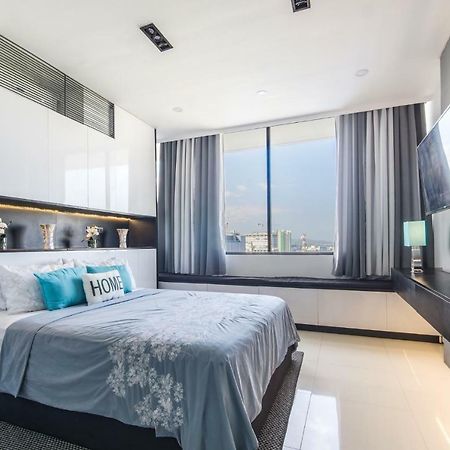 Free Netflix Condo Near It Park With 32-Inch Samsung Hdtv Cebu Bagian luar foto