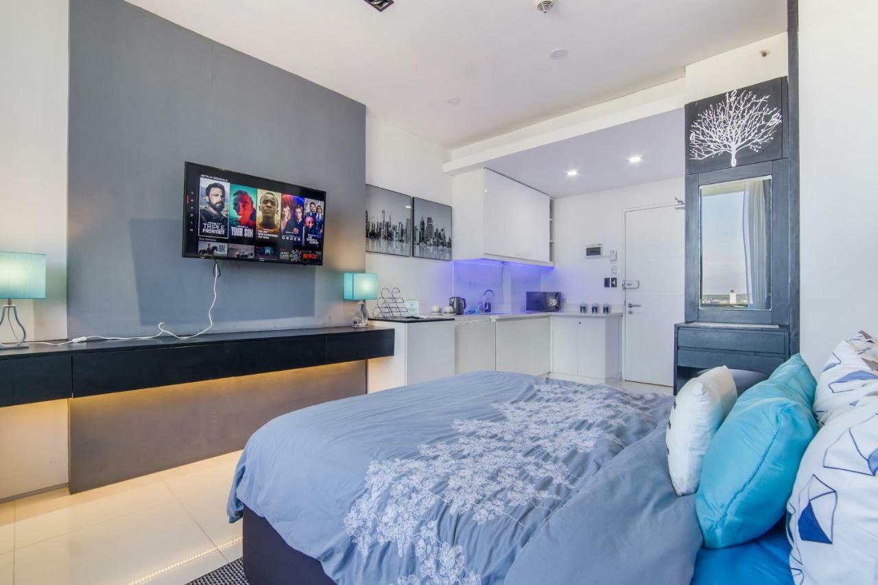 Free Netflix Condo Near It Park With 32-Inch Samsung Hdtv Cebu Bagian luar foto