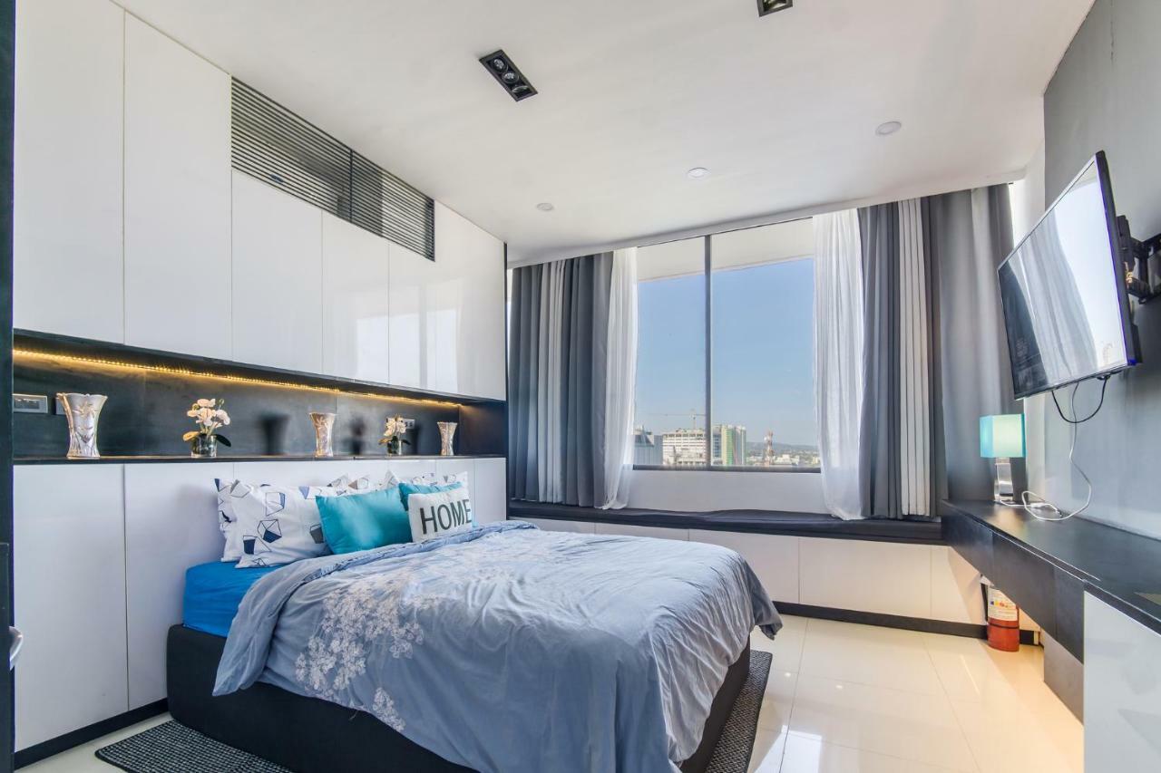 Free Netflix Condo Near It Park With 32-Inch Samsung Hdtv Cebu Bagian luar foto