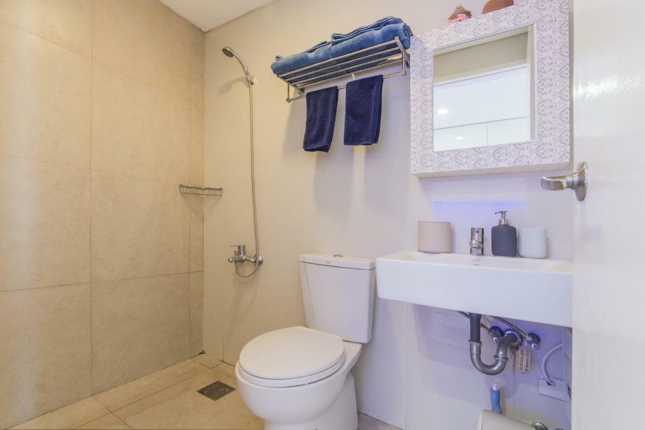 Free Netflix Condo Near It Park With 32-Inch Samsung Hdtv Cebu Bagian luar foto